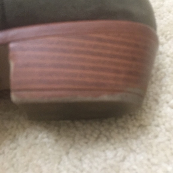 Charlotte Russe Faux Suede Booties Ankle Chelsea Boots Stacked Block Heel 8 - Picture 8 of 9